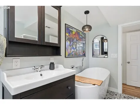 17717 NE Pacific Street Portland OR 97230