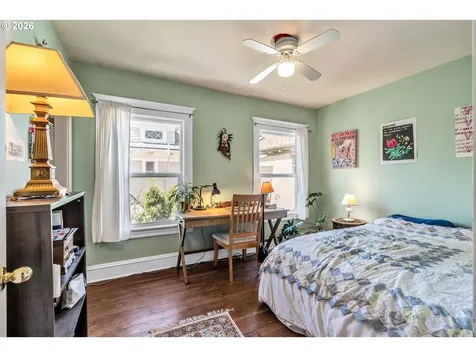 1815 SE Alder Street Portland OR 97214