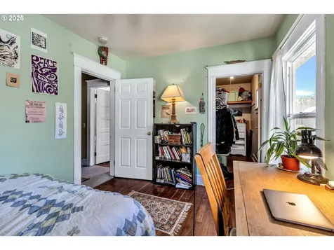 1815 SE Alder Street Portland OR 97214