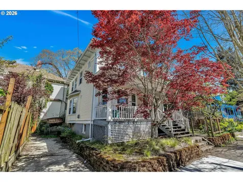 1815 SE Alder Street Portland OR 97214