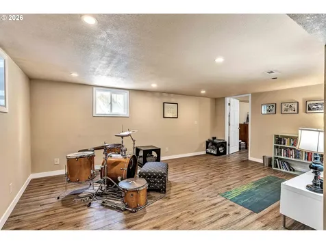 1815 SE Alder Street Portland OR 97214