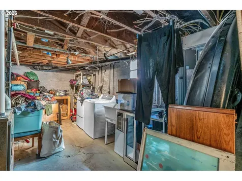 1815 SE Alder Street Portland OR 97214