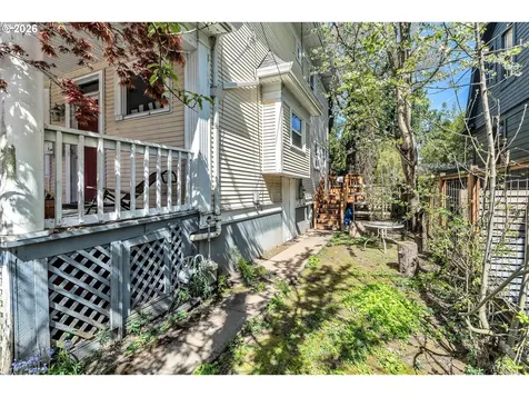1815 SE Alder Street Portland OR 97214