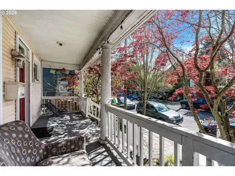 1815 SE Alder Street Portland OR 97214