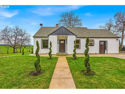 5900 Highway 211 Hubbard OR 97032
