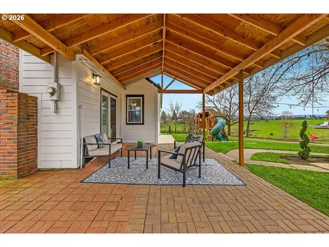 5900 Highway 211 Hubbard OR 97032