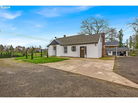 5900 Highway 211 Hubbard OR 97032