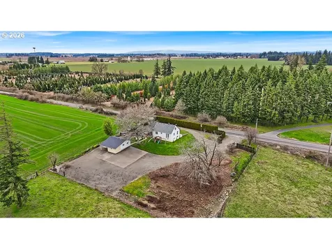 5900 Highway 211 Hubbard OR 97032