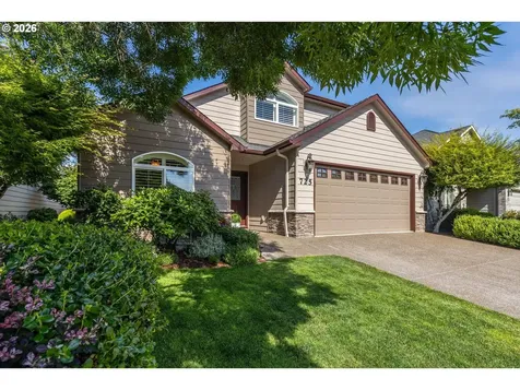 725 SE Saint Andrews Lane Dallas OR 97338