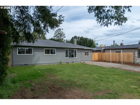 17925 SE Pine Street Portland OR 97233