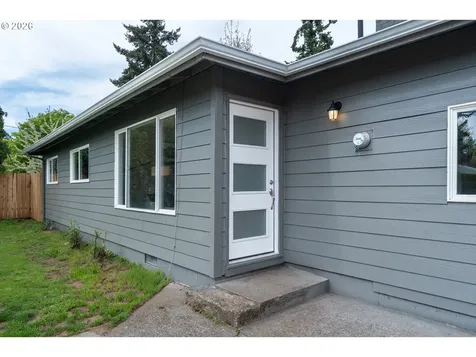 17925 SE Pine Street Portland OR 97233