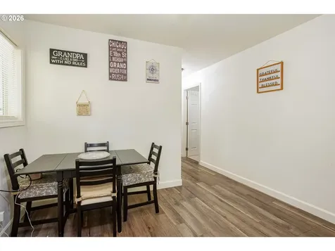 8715 NE Clackamas Street Portland OR 97220