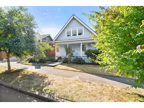 2728 SE Tibbetts Street Portland OR 97202
