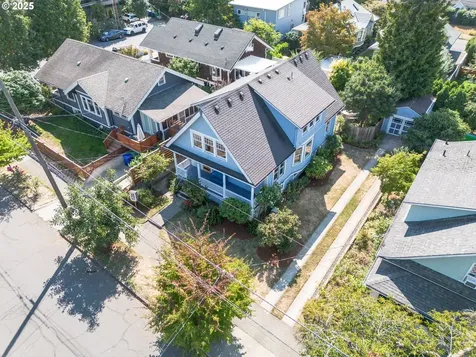 2728 SE Tibbetts Street Portland OR 97202