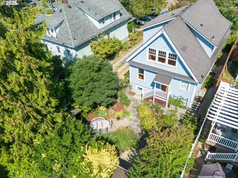 2728 SE Tibbetts Street Portland OR 97202