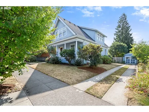 2728 SE Tibbetts Street Portland OR 97202