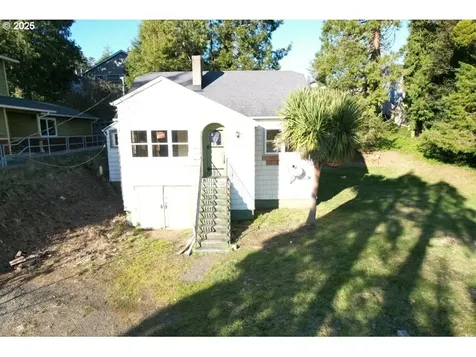 1217 W Marine Drive Astoria OR 97103