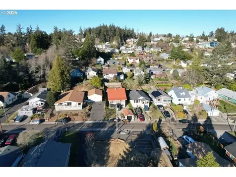 1217 W Marine Drive Astoria OR 97103