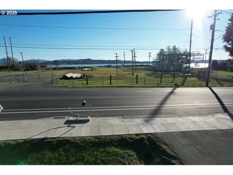 1217 W Marine Drive Astoria OR 97103