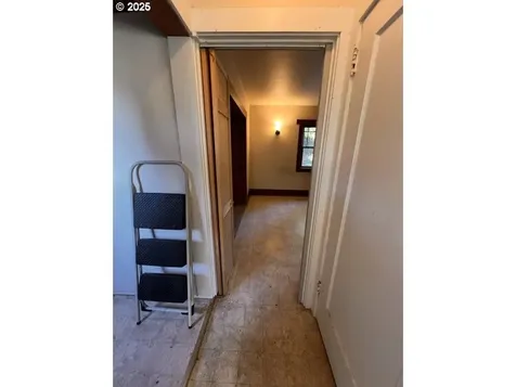 1217 W Marine Drive Astoria OR 97103