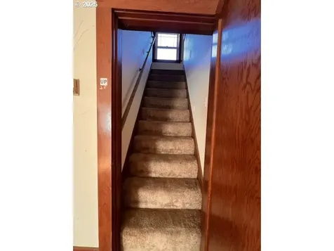 1217 W Marine Drive Astoria OR 97103