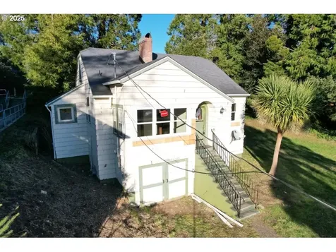 1217 W Marine Drive Astoria OR 97103