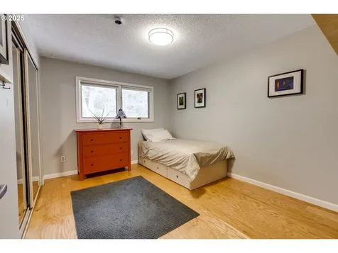 10935 SW Pathfinder Way Portland OR 97223