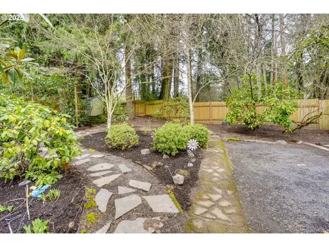 10935 SW Pathfinder Way Portland OR 97223