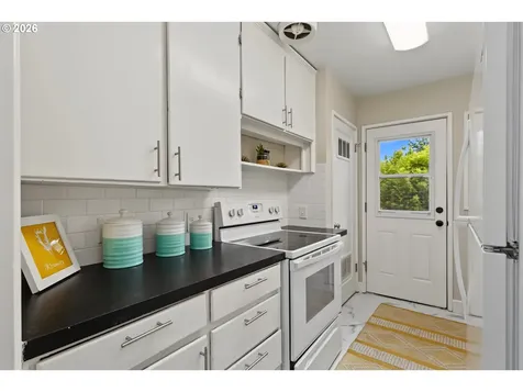336 NE 128th Avenue Portland OR 97230