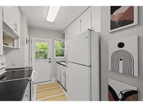 336 NE 128th Avenue Portland OR 97230