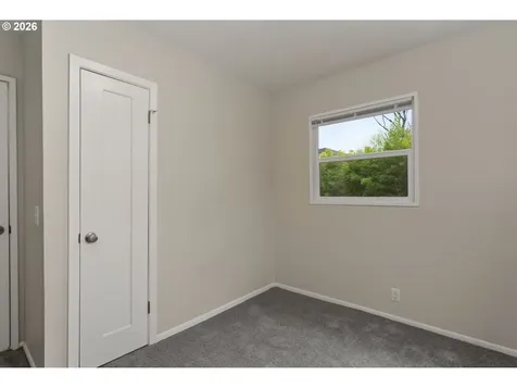 336 NE 128th Avenue Portland OR 97230