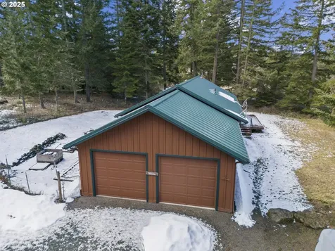136 Sleepy Hollow Road White Salmon WA 98672