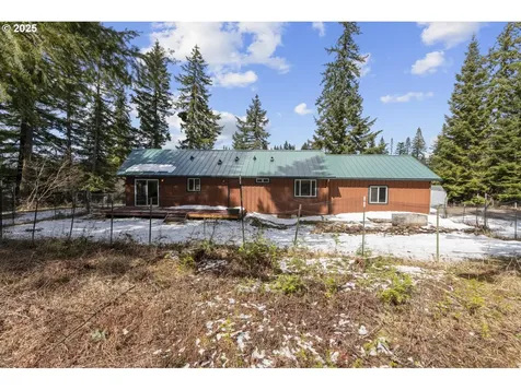 136 Sleepy Hollow Road White Salmon WA 98672