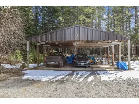 136 Sleepy Hollow Road White Salmon WA 98672