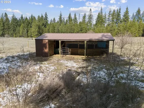 136 Sleepy Hollow Road White Salmon WA 98672