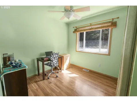 136 Sleepy Hollow Road White Salmon WA 98672