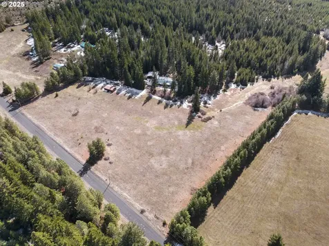 136 Sleepy Hollow Road White Salmon WA 98672