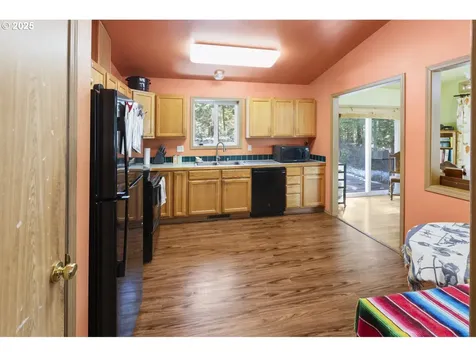 136 Sleepy Hollow Road White Salmon WA 98672