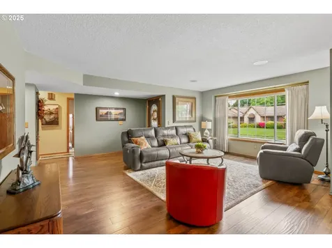 180 NE 29th Drive Gresham OR 97030