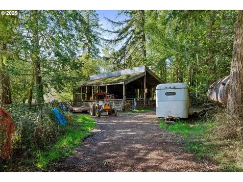 14159 Sitkum Lane Myrtle Point OR 97458