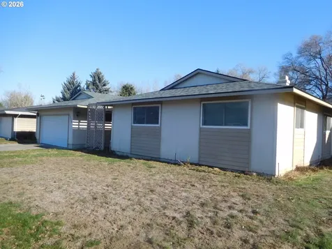 1536 SW 44th Street Pendleton OR 97801