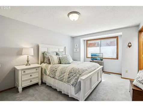 3786 SW 8th Street Gresham OR 97030