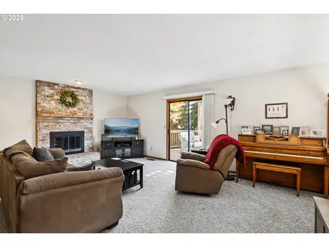 3786 SW 8th Street Gresham OR 97030