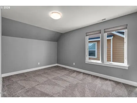 1130 SW Indian Avenue Redmond OR 97756