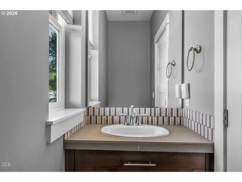 1130 SW Indian Avenue Redmond OR 97756