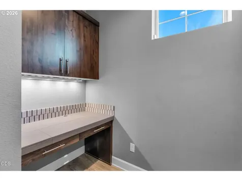 1130 SW Indian Avenue Redmond OR 97756