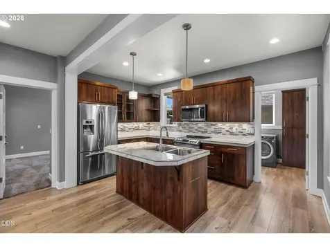 1130 SW Indian Avenue Redmond OR 97756