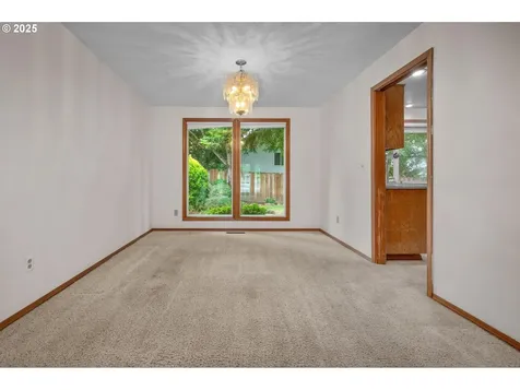 10683 SW River Drive Portland OR 97224