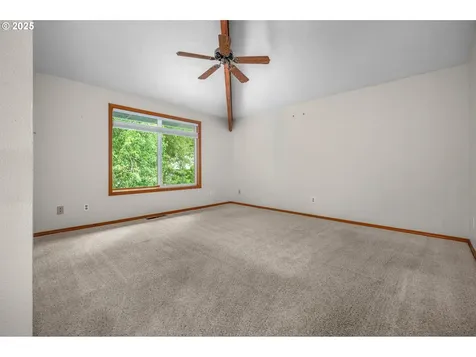 10683 SW River Drive Portland OR 97224