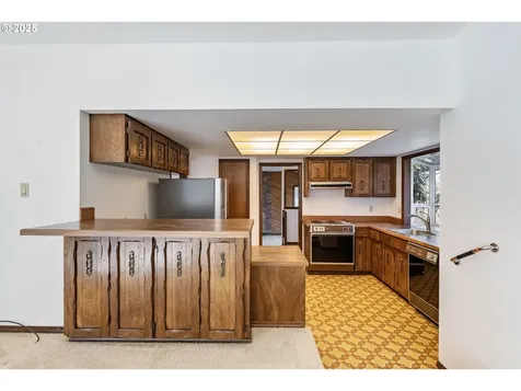 6996 SW 184th Avenue Beaverton OR 97007